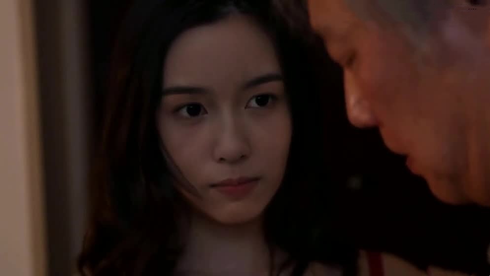 AI 寂寞老头强占邻居少妇周也 日夜爆操淫荡肉体被迫高潮